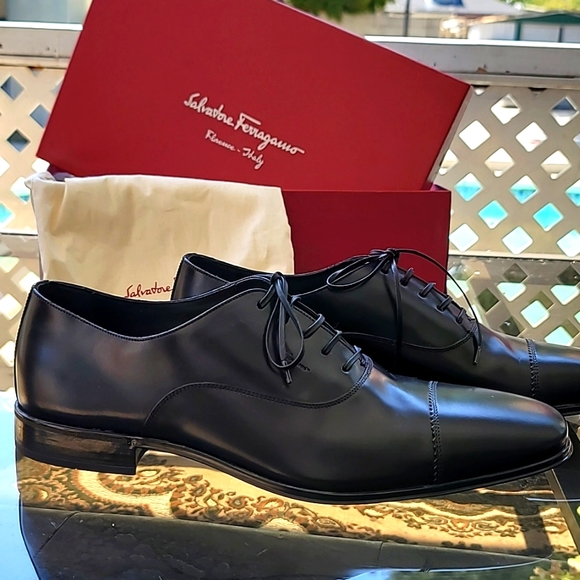 #100 SALVADOR FERRAGAMO MEN'S OXFORD SHOES WITH SHOE LACES - Picture 4 of 13